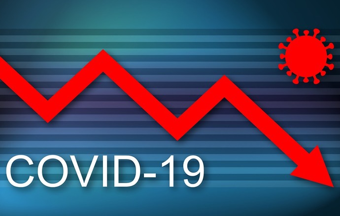 Jednak spadki – jak COVID-19 wpływa na farmację? 