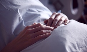 Prof. Grażyna Rydzewska: „Pamiętajmy o pacjentach z chorobami przewlekłymi”