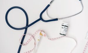Najnowsze badanie dotyczące doustnego leku GLP-1 Foundayo opublikowane w „The Lancet”
