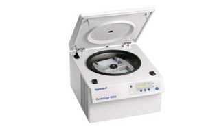 Wirówka 5804, 230 V/50-60 Hz z rotorem S-4-72 i adapterami na probówki Flacon 15/50 mL